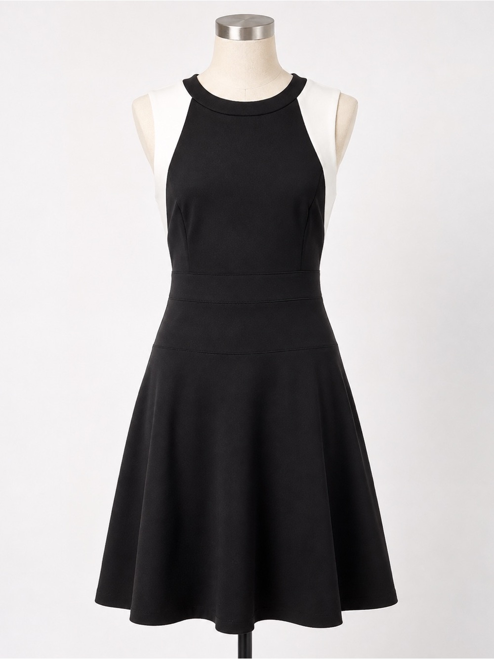 NWT! DKNY Sleeveless Black and White A-Line Dress